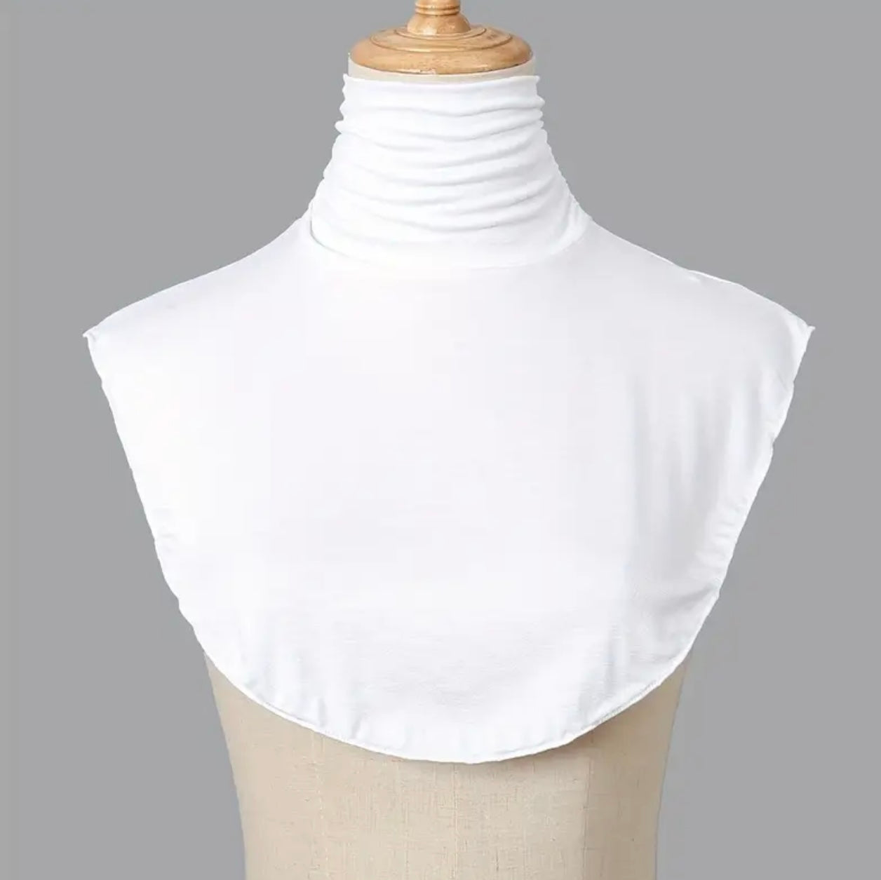 Detachable Faux Collar in White
