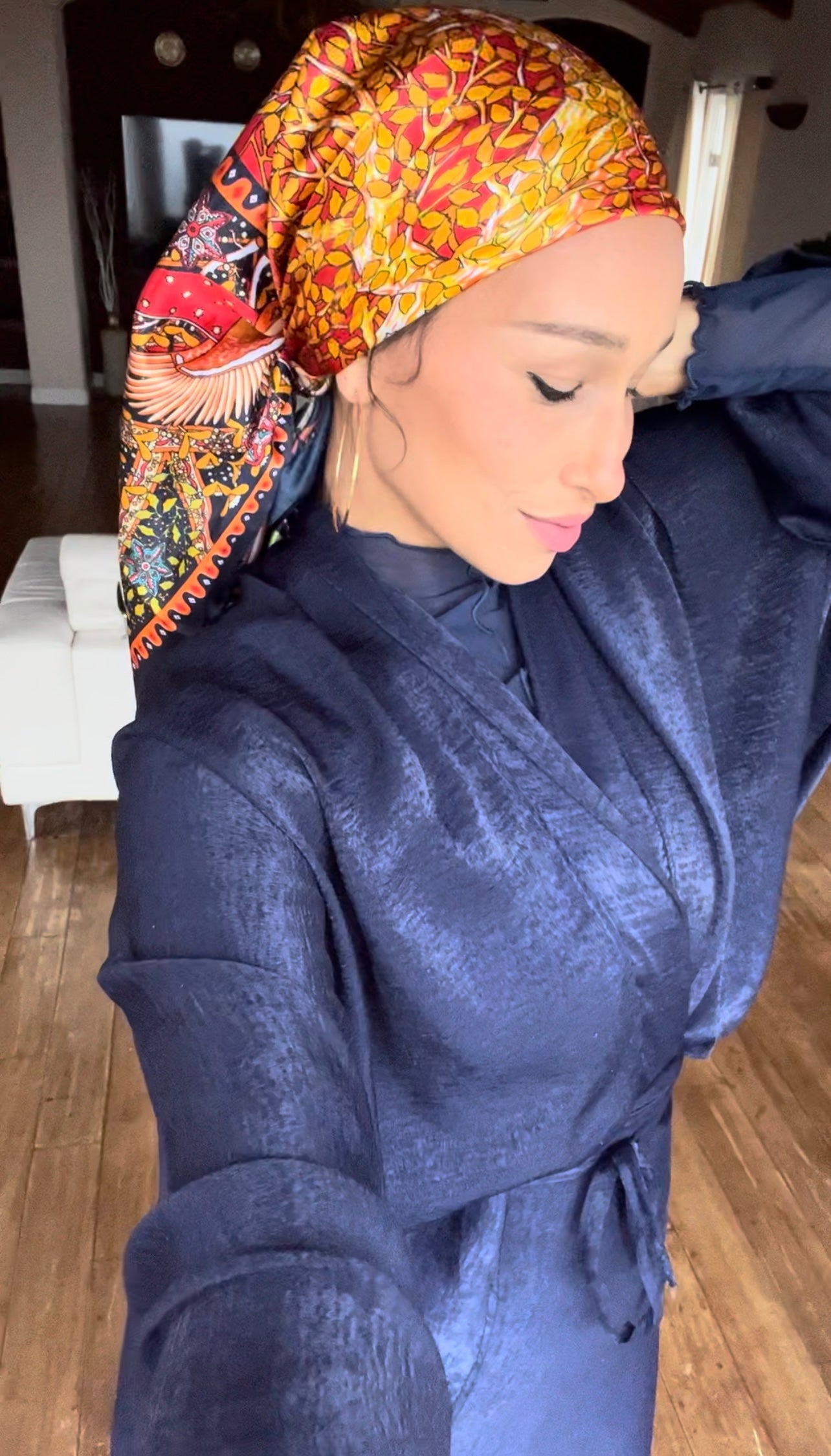 “Laila” Set in Midnight Blue