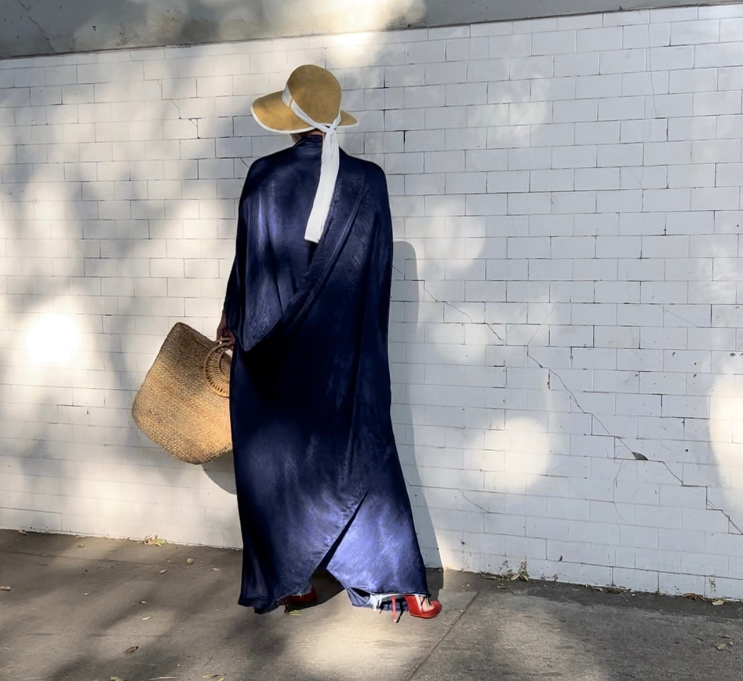 Criss Cross Back Kimono in Midnight Blue