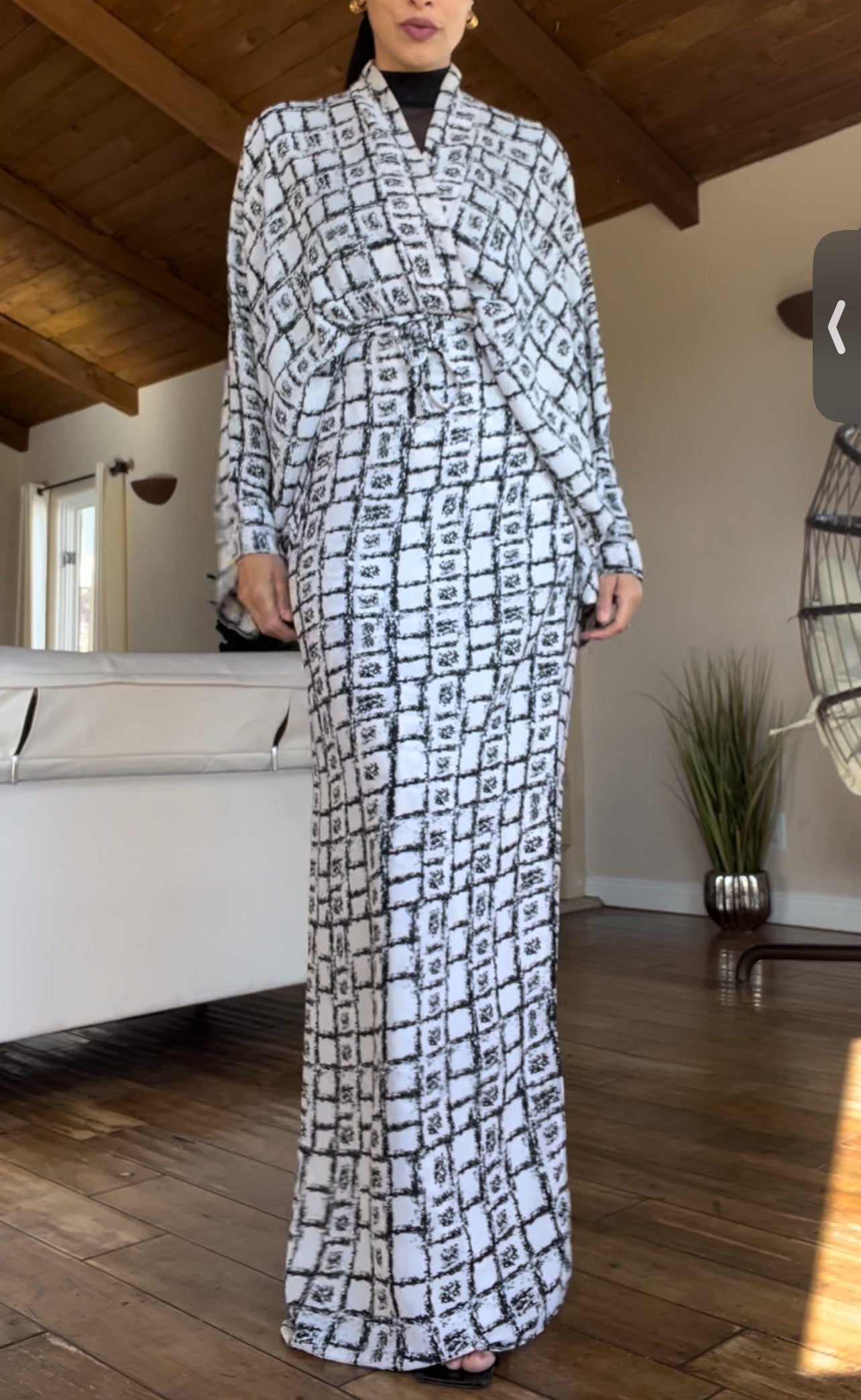 “Laila” Set in Black and White