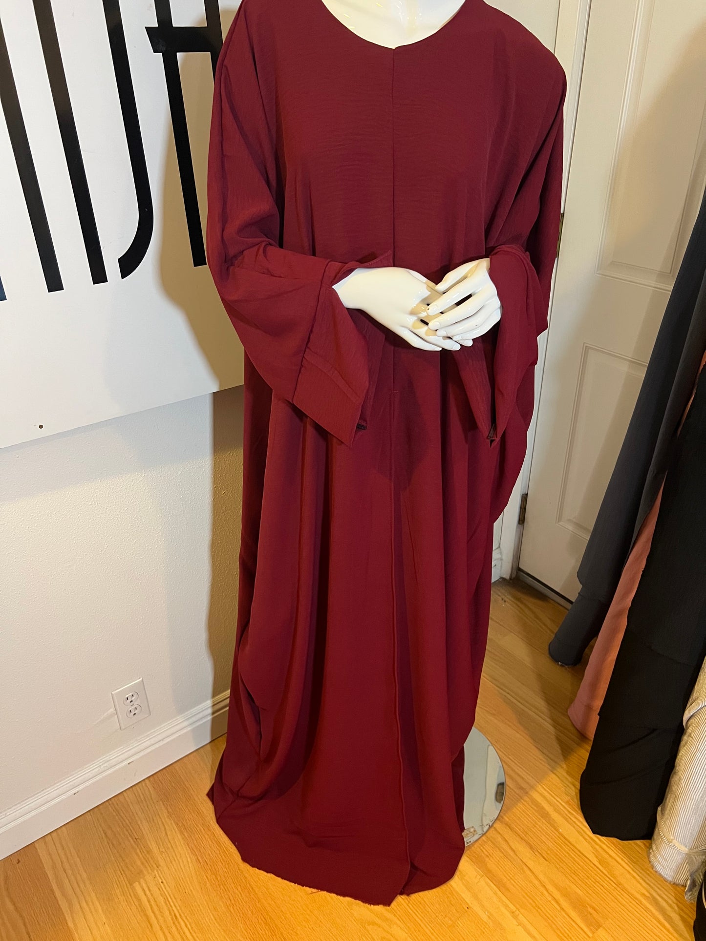 Front Slit Maxi Abaya in Maroon