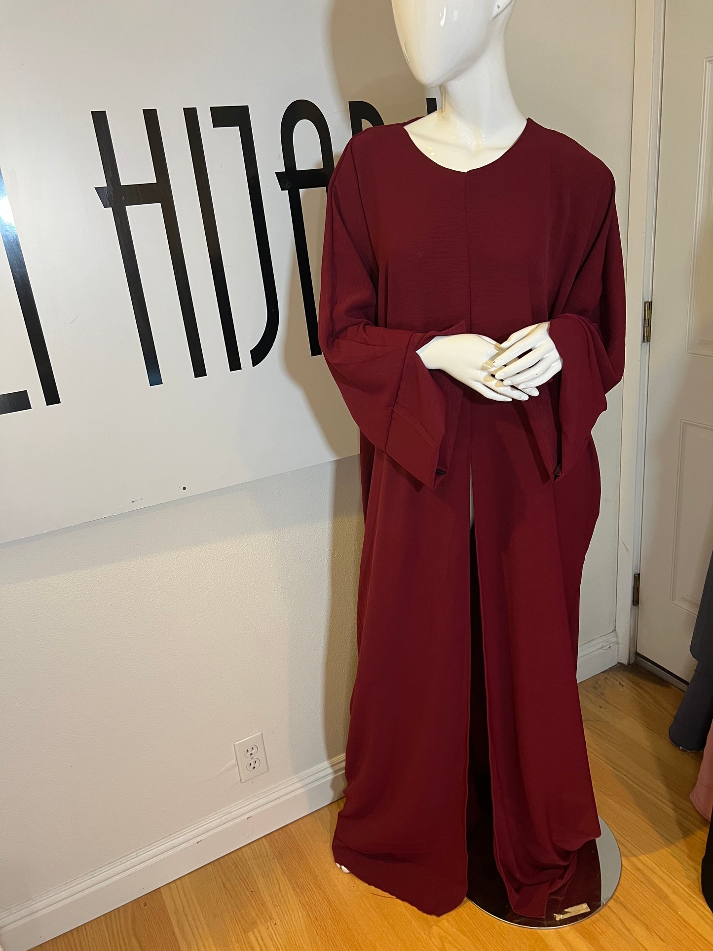 Front Slit Maxi Abaya in Maroon