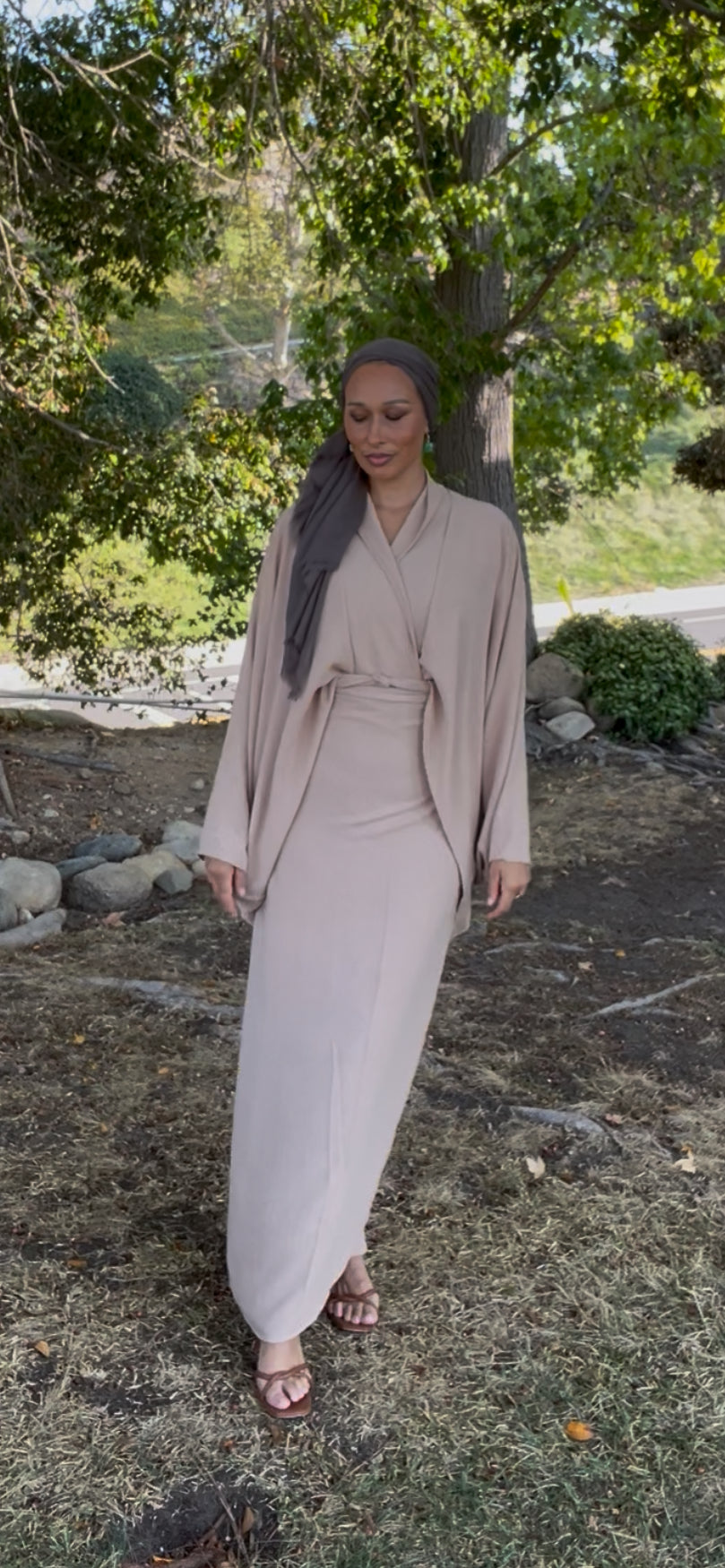 The Laila Set in LATTE