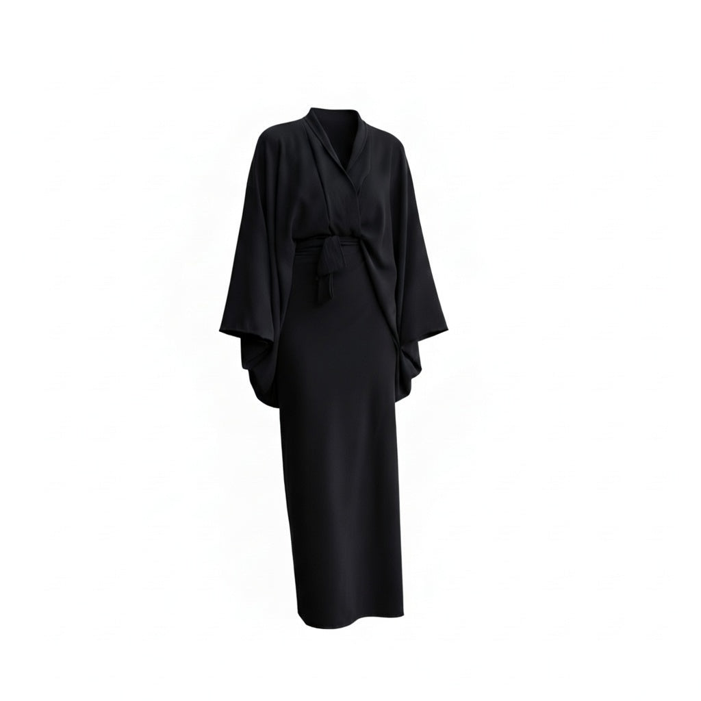 The “Everyday Laila Set” in Black