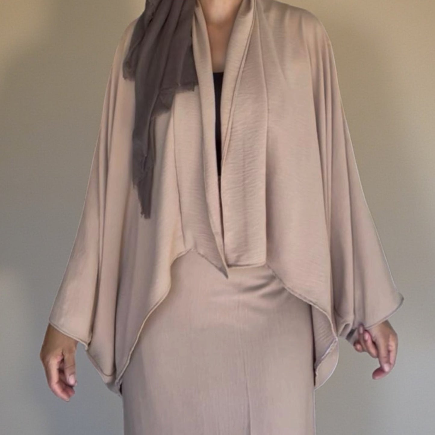 The Laila Set in Latte