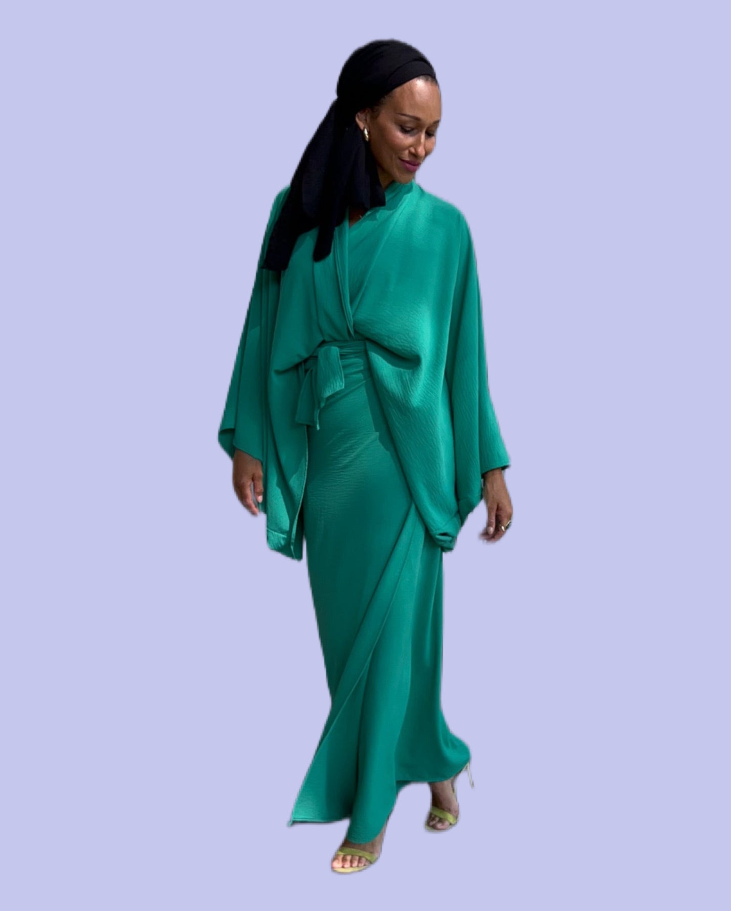 “Laila” Set in Tropical Green