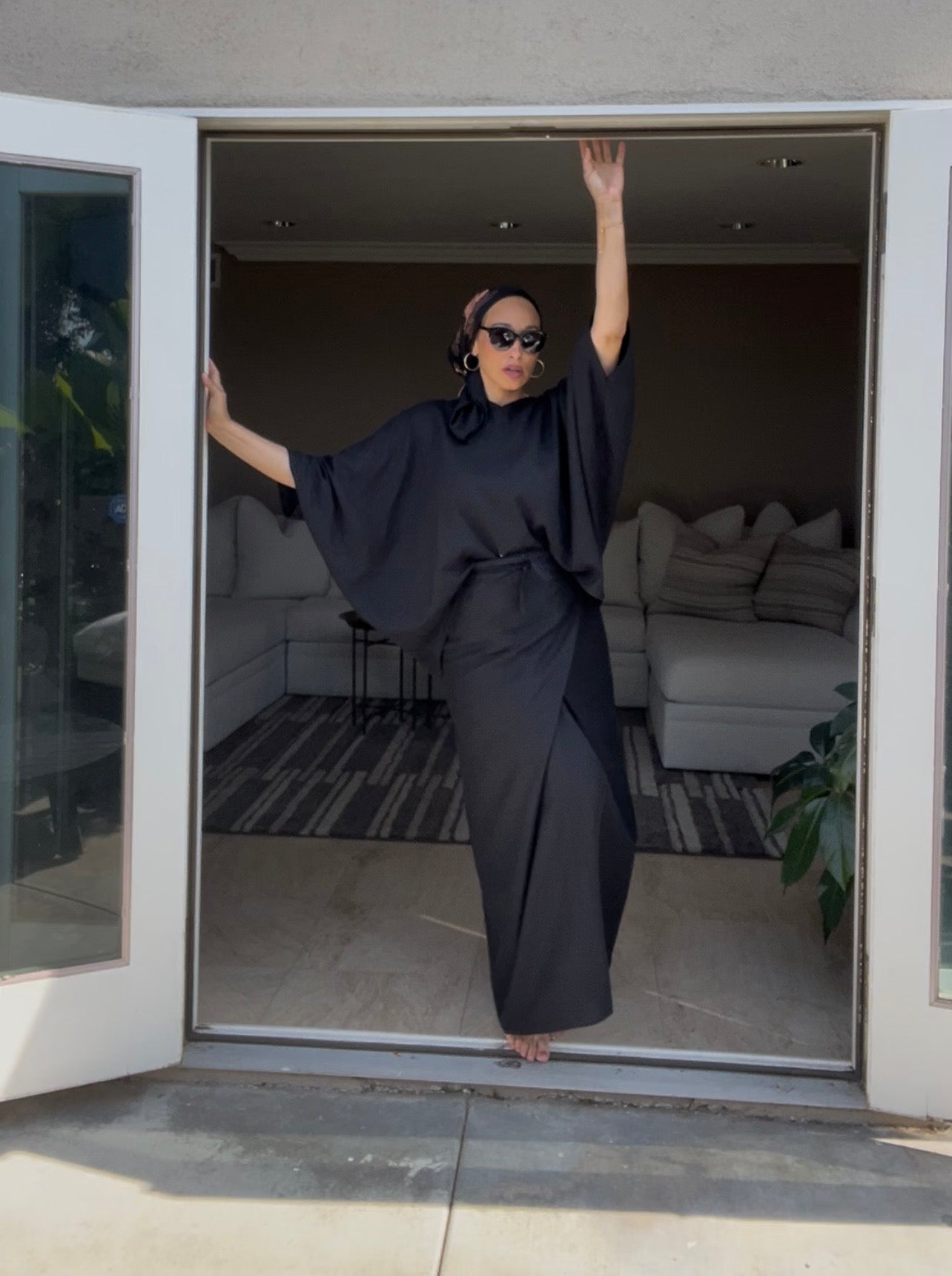 The Essential Black Linen Set