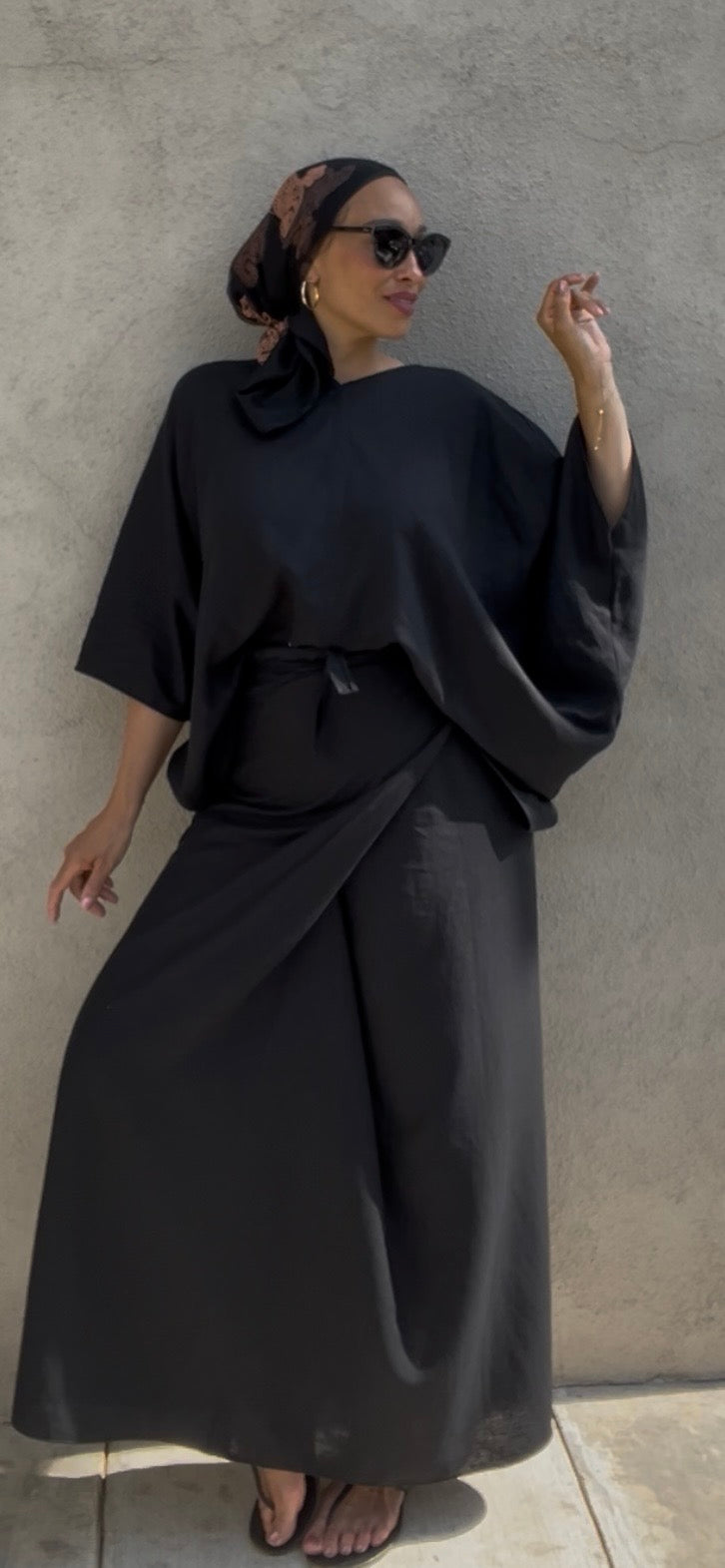 The Essential Black Linen Set